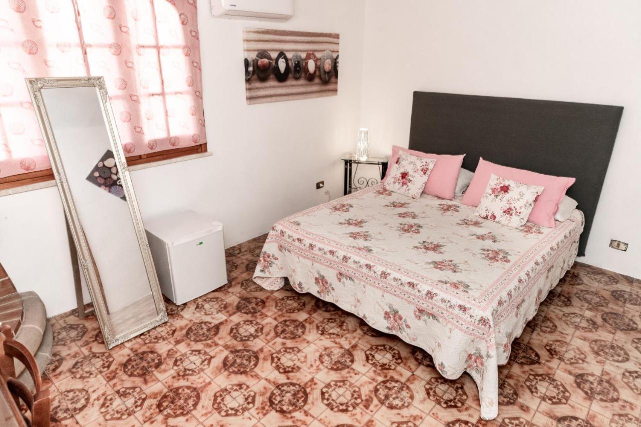 Casa Vacanza Gico' Villa Alezio Bagian luar foto